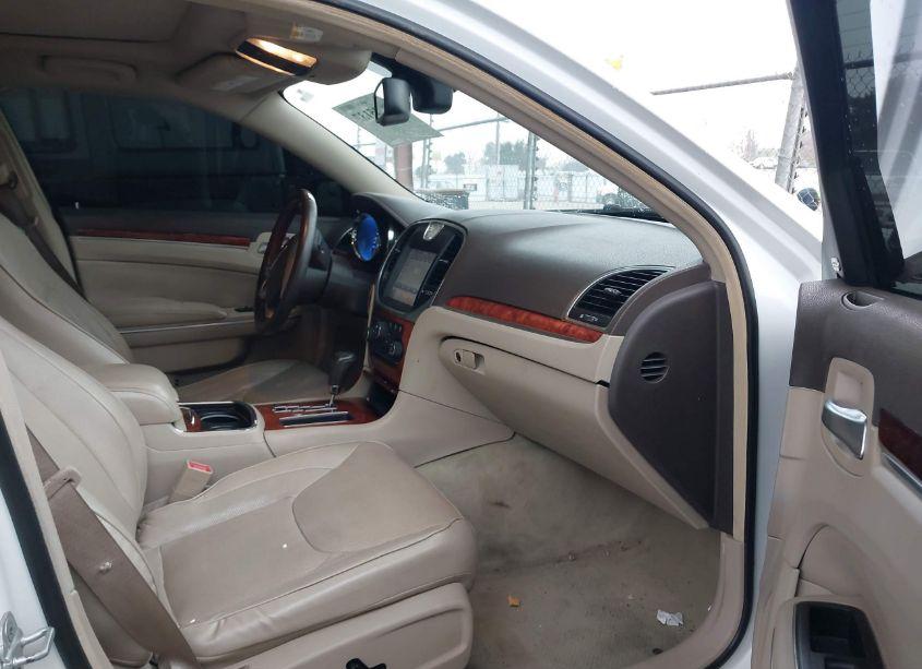 Photo 5 of 2011 Chrysler 300c N/A (VIN 2C3CA6CTXBH584056)