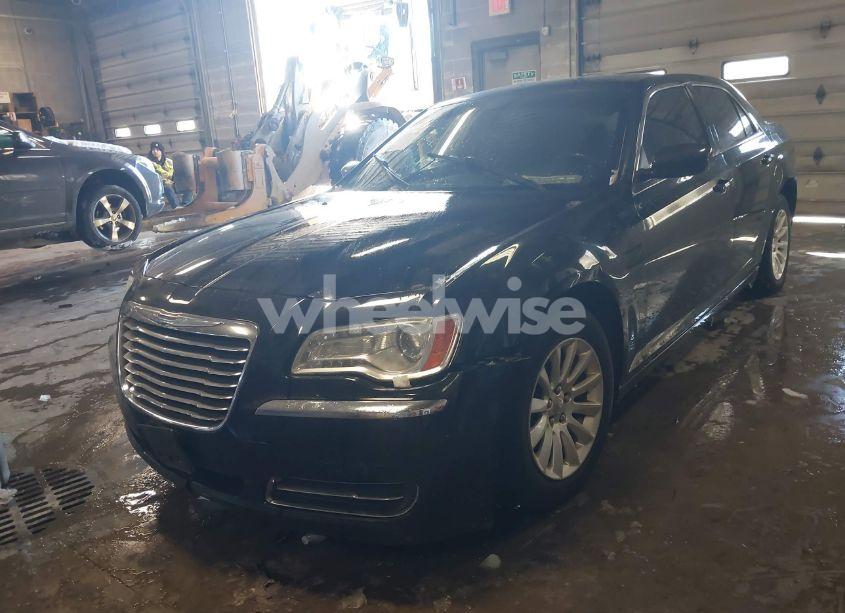 Photo 2 of 2012 Chrysler 300 (VIN 2C3CCAAG0CH107771)