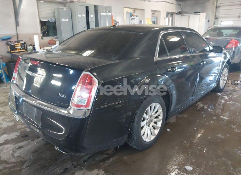 Photo 4 of 2012 Chrysler 300 (VIN 2C3CCAAG0CH107771)