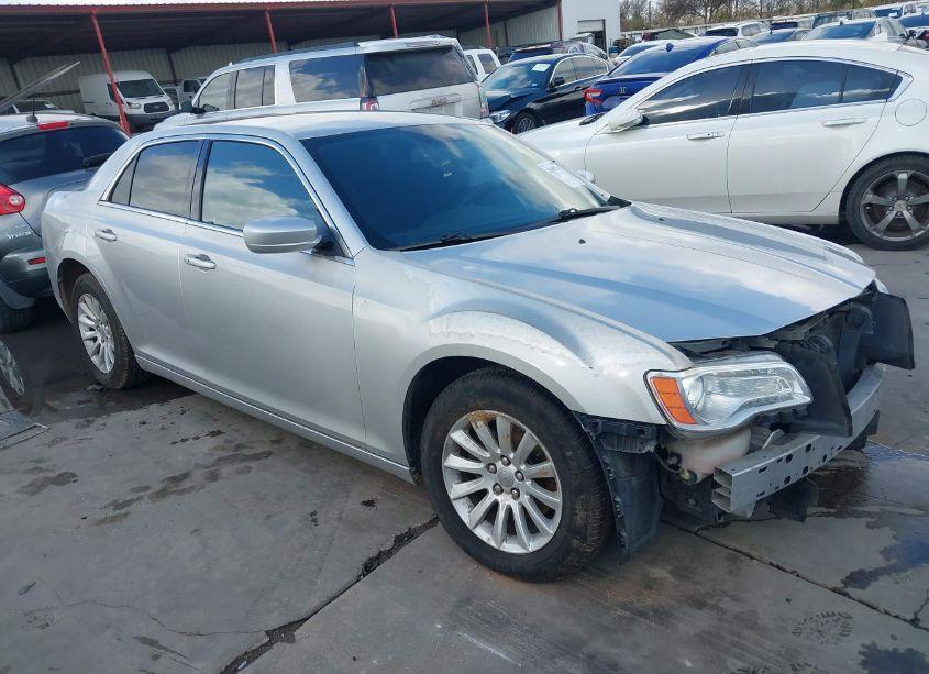 2012 Chrysler 300 (VIN 2C3CCAAG0CH165542) main photo
