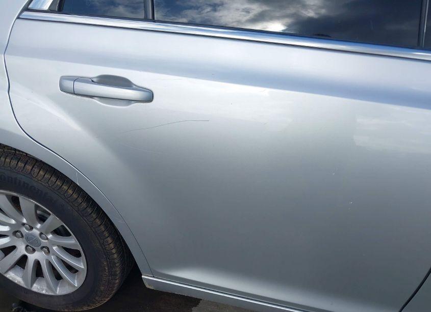 Photo 15 of 2012 Chrysler 300 (VIN 2C3CCAAG0CH165542)