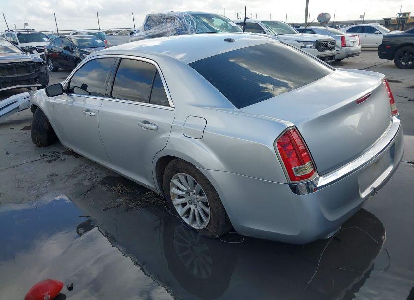 Photo 3 of 2012 Chrysler 300 (VIN 2C3CCAAG0CH165542)