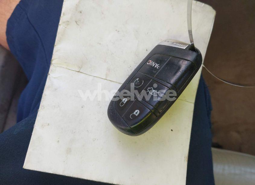 Photo 11 of 2013 Chrysler 300 MOTOWN (VIN 2C3CCAAG0DH534059)