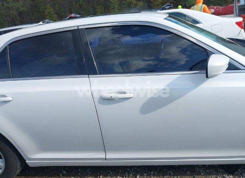 Photo 13 of 2013 Chrysler 300 MOTOWN (VIN 2C3CCAAG0DH534059)