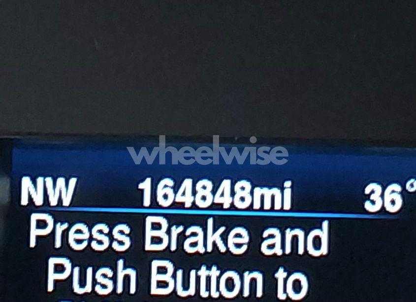 Photo 16 of 2013 Chrysler 300 MOTOWN (VIN 2C3CCAAG0DH707756)