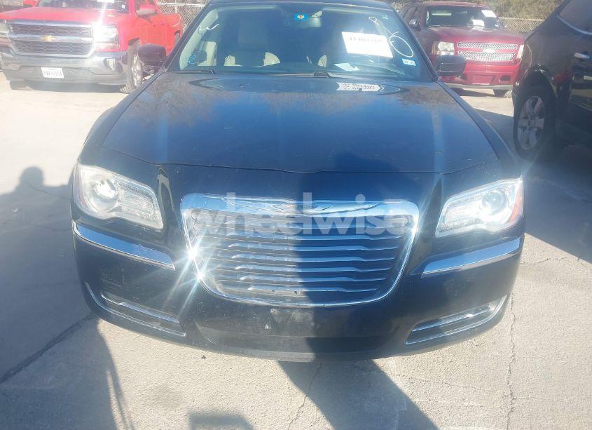 Photo 12 of 2014 Chrysler 300 (VIN 2C3CCAAG0EH105795)