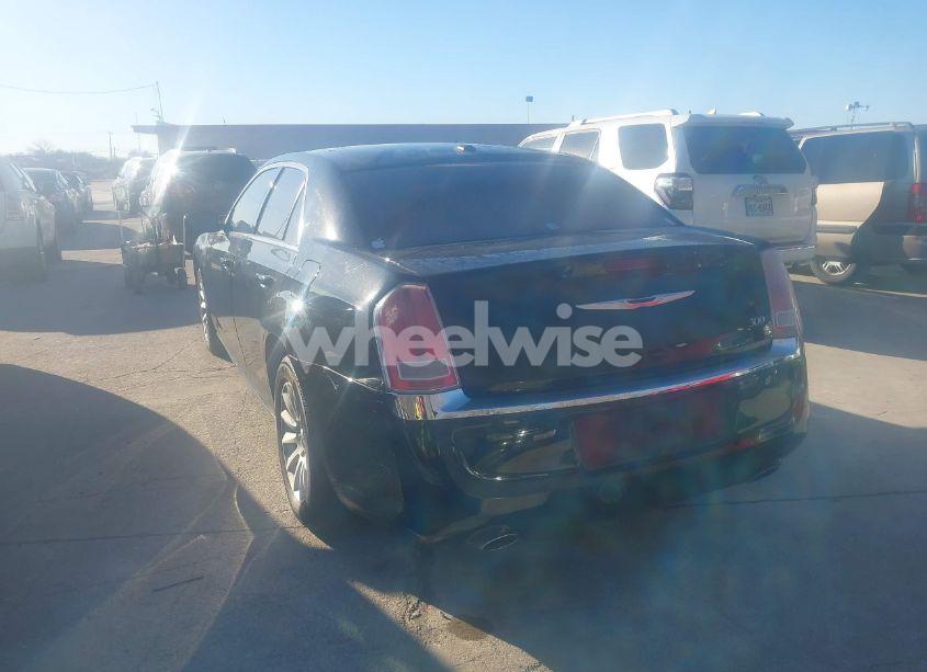 Photo 3 of 2014 Chrysler 300 (VIN 2C3CCAAG0EH105795)