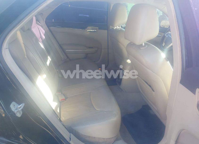 Photo 8 of 2014 Chrysler 300 (VIN 2C3CCAAG0EH105795)