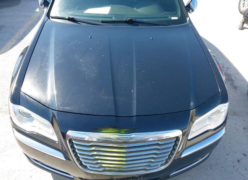 Photo 6 of 2014 Chrysler 300 (VIN 2C3CCAAG0EH212698)