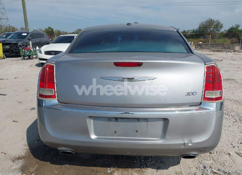 Photo 17 of 2014 Chrysler 300 (VIN 2C3CCAAG0EH220848)