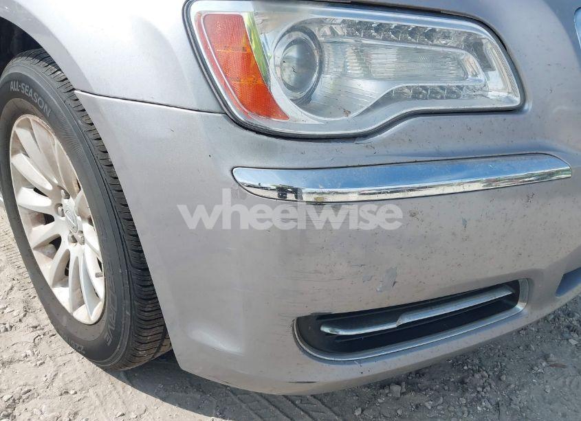 Photo 6 of 2014 Chrysler 300 (VIN 2C3CCAAG0EH220848)