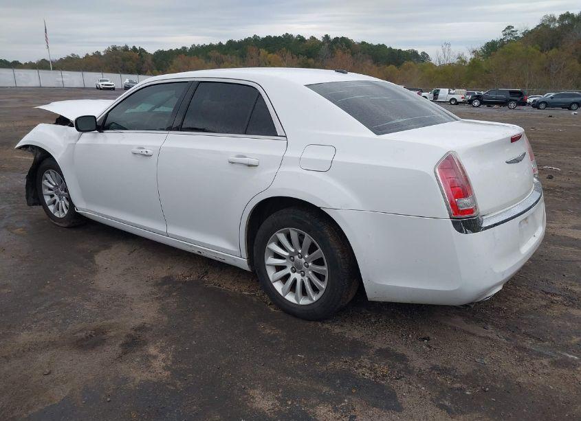 Photo 3 of 2014 Chrysler 300 (VIN 2C3CCAAG0EH255342)