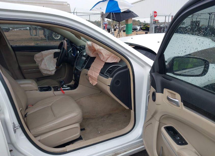 Photo 5 of 2014 Chrysler 300 (VIN 2C3CCAAG0EH255342)