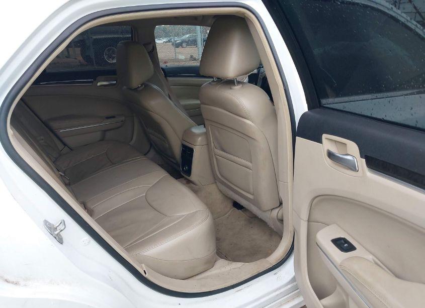 Photo 8 of 2014 Chrysler 300 (VIN 2C3CCAAG0EH255342)