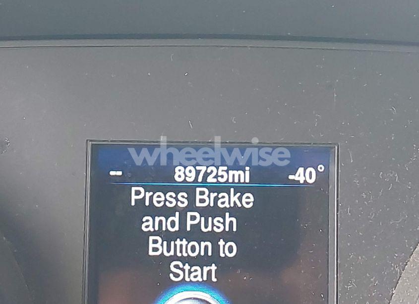 Photo 16 of 2014 Chrysler 300 UPTOWN EDITION (VIN 2C3CCAAG0EH327558)