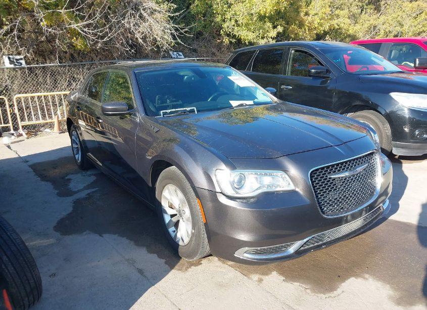 2015 Chrysler 300 LIMITED (VIN 2C3CCAAG0FH749279) main photo