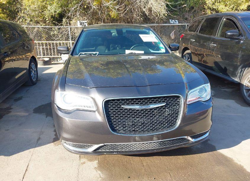 Photo 12 of 2015 Chrysler 300 LIMITED (VIN 2C3CCAAG0FH749279)