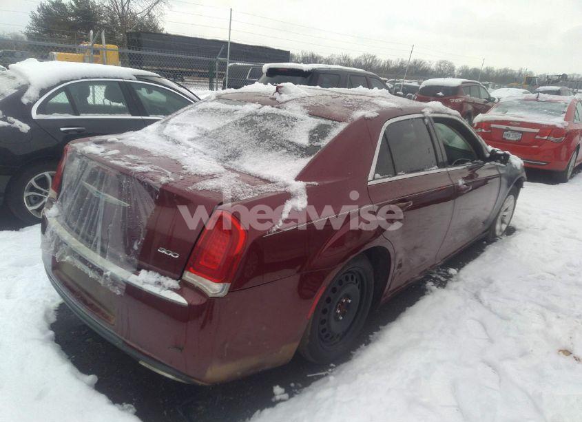 Photo 4 of 2015 Chrysler 300 LIMITED (VIN 2C3CCAAG0FH828905)