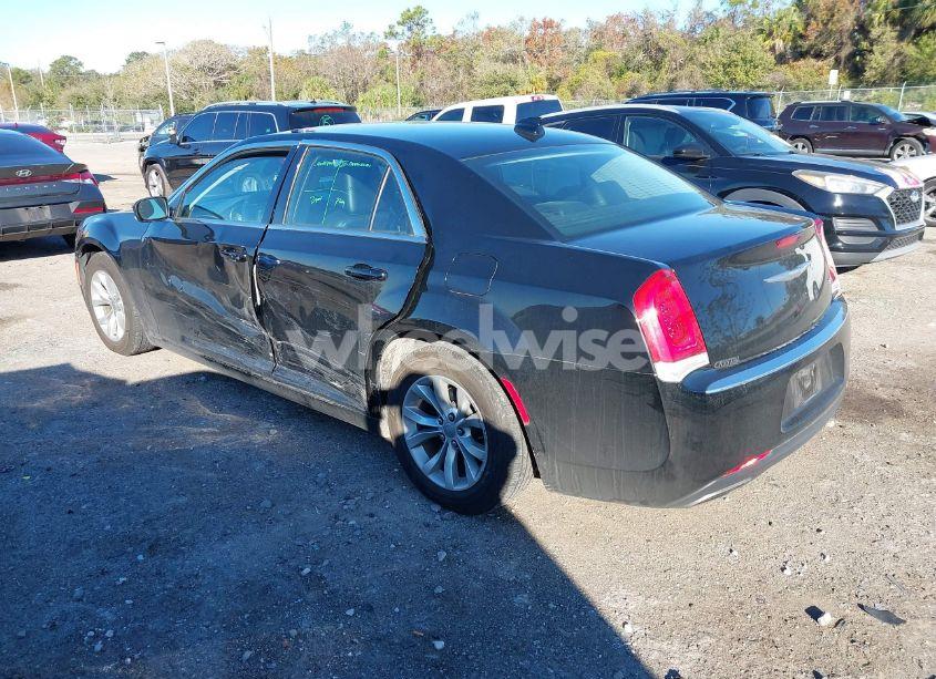 Photo 3 of 2015 Chrysler 300 LIMITED (VIN 2C3CCAAG0FH829469)