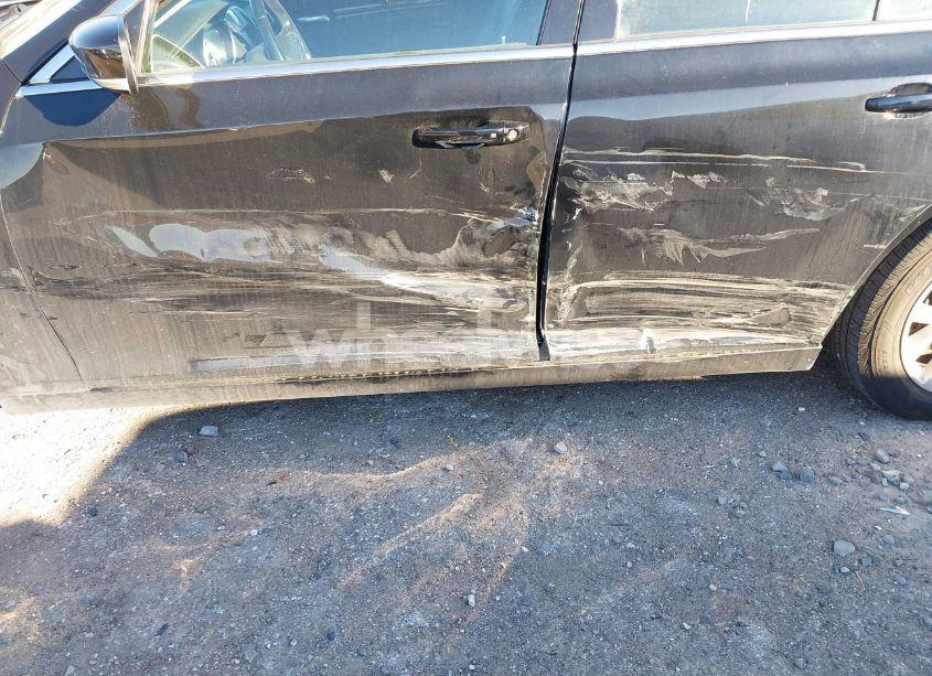 Photo 6 of 2015 Chrysler 300 LIMITED (VIN 2C3CCAAG0FH829469)