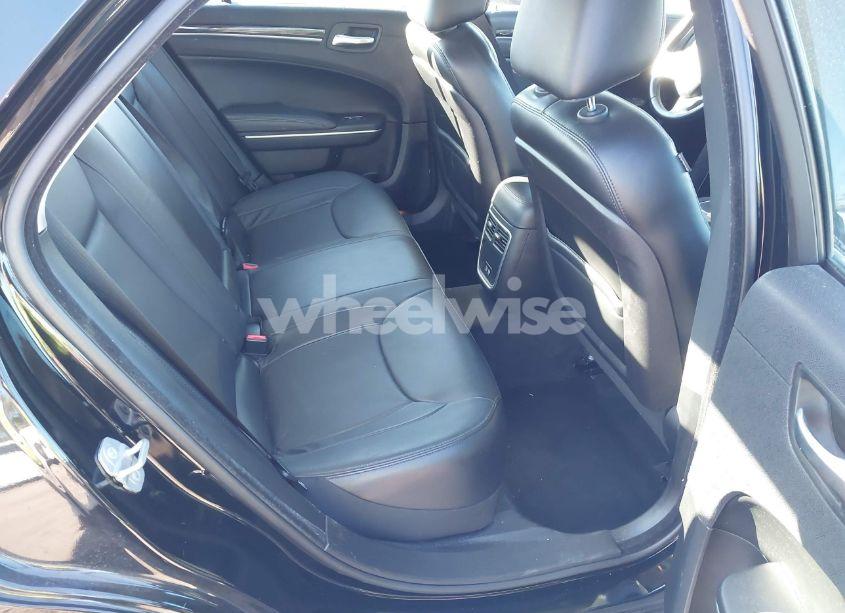 Photo 8 of 2015 Chrysler 300 LIMITED (VIN 2C3CCAAG0FH829469)