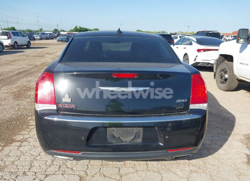 Photo 16 of 2015 Chrysler 300 LIMITED (VIN 2C3CCAAG0FH853691)