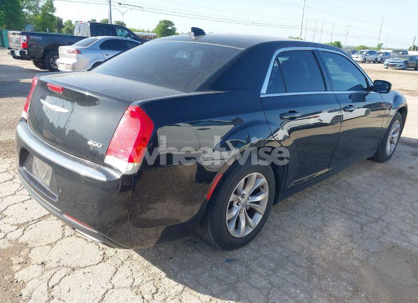 Photo 4 of 2015 Chrysler 300 LIMITED (VIN 2C3CCAAG0FH853691)