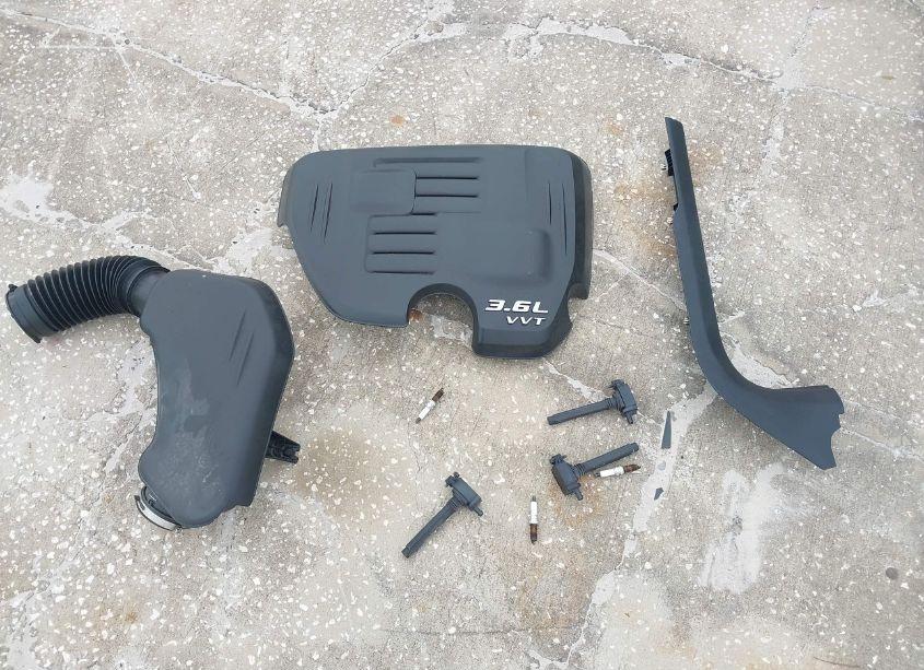 Photo 12 of 2015 Chrysler 300 LIMITED (VIN 2C3CCAAG0FH882043)