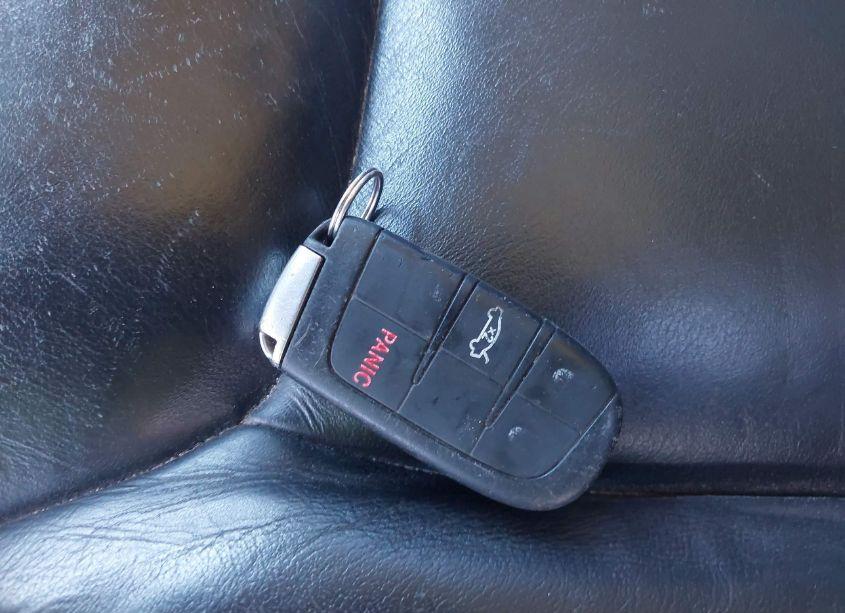 Photo 11 of 2015 Chrysler 300 LIMITED (VIN 2C3CCAAG0FH920693)