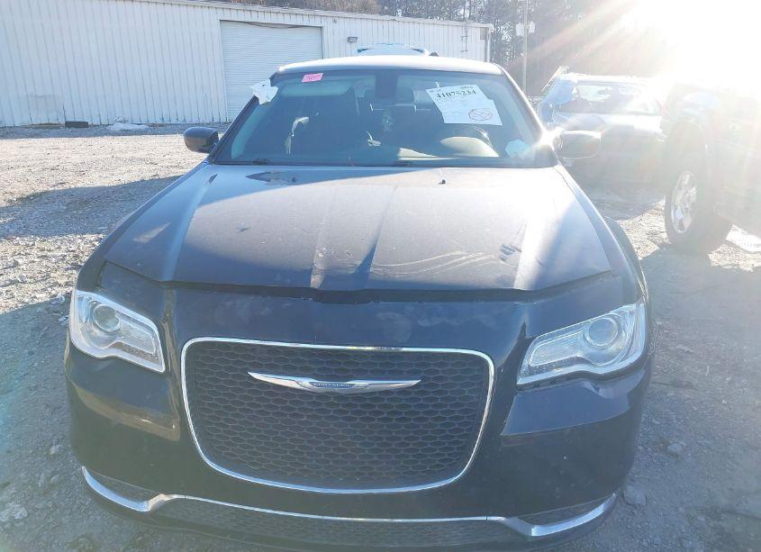Photo 12 of 2015 Chrysler 300 LIMITED (VIN 2C3CCAAG0FH920693)
