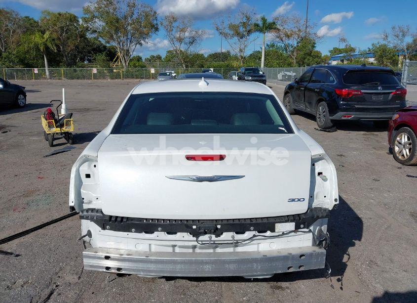 Photo 17 of 2016 Chrysler 300 ANNIVERSARY EDITION (VIN 2C3CCAAG0GH248426)