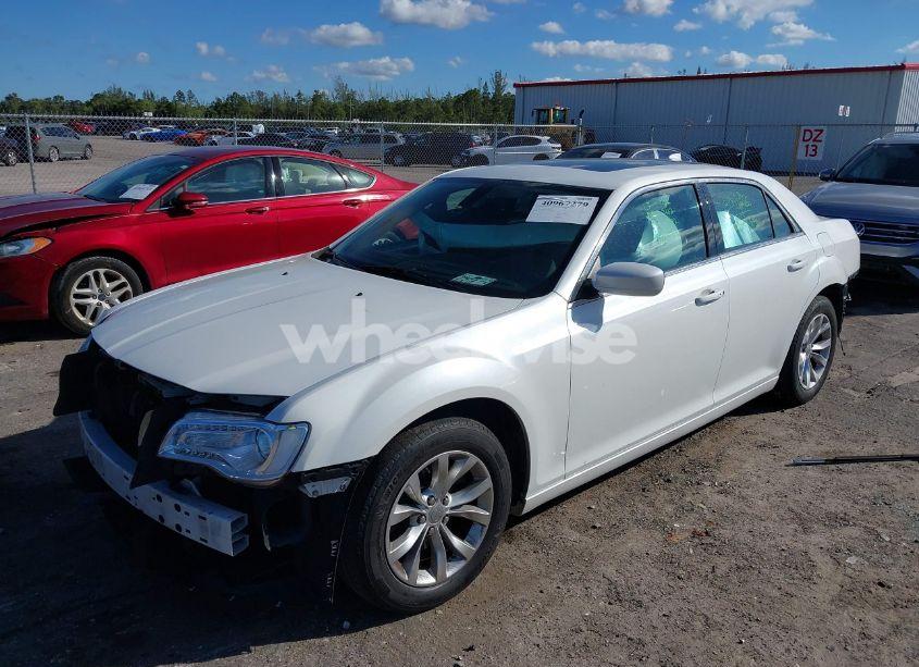 Photo 2 of 2016 Chrysler 300 ANNIVERSARY EDITION (VIN 2C3CCAAG0GH248426)