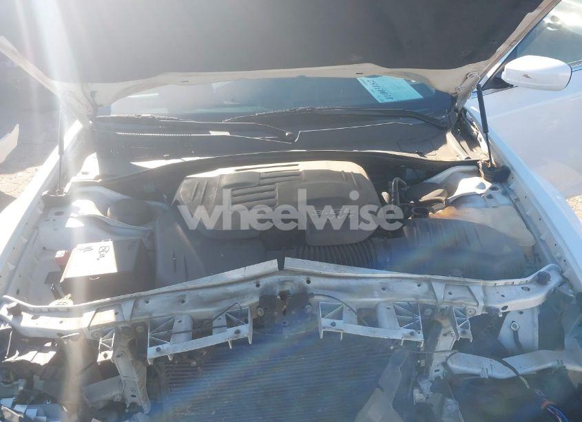 Photo 10 of 2016 Chrysler 300 LIMITED (VIN 2C3CCAAG0GH306339)