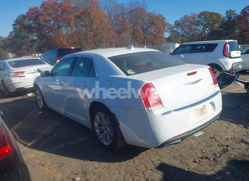 Photo 3 of 2016 Chrysler 300 LIMITED (VIN 2C3CCAAG0GH306339)