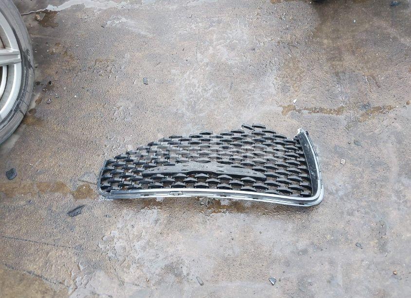 Photo 12 of 2020 Chrysler 300 TOURING (VIN 2C3CCAAG0LH233399)