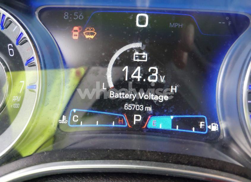 Photo 7 of 2020 Chrysler 300 TOURING (VIN 2C3CCAAG0LH233399)