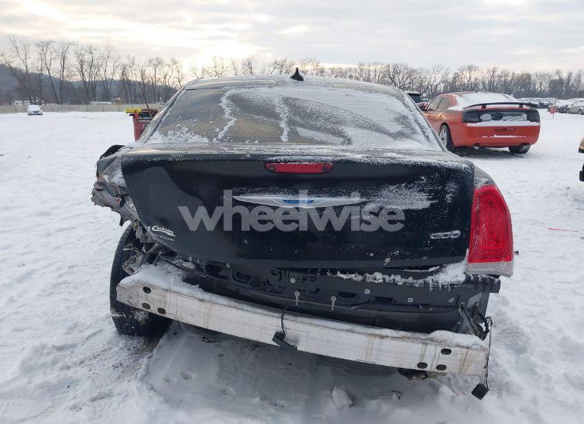 Photo 16 of 2021 Chrysler 300 TOURING (VIN 2C3CCAAG0MH595931)