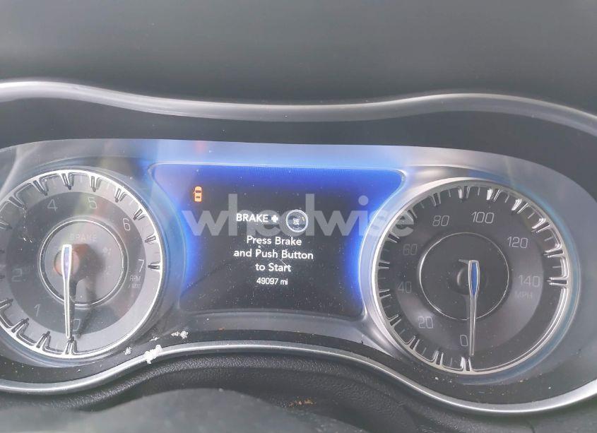 Photo 7 of 2021 Chrysler 300 TOURING (VIN 2C3CCAAG0MH595931)