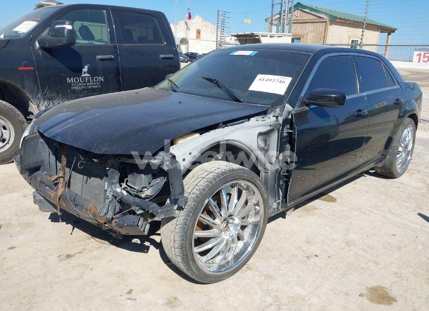 Photo 2 of 2012 Chrysler 300 (VIN 2C3CCAAG1CH104572)