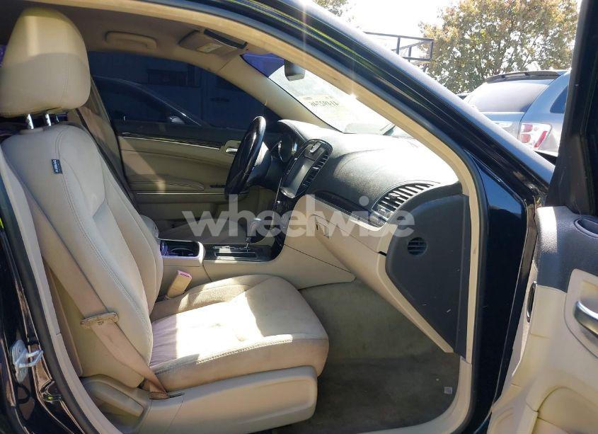 Photo 5 of 2012 Chrysler 300 (VIN 2C3CCAAG1CH104572)