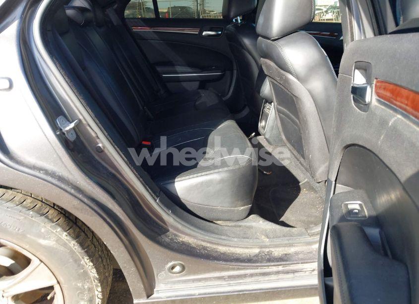 Photo 8 of 2013 Chrysler 300 MOTOWN (VIN 2C3CCAAG1DH588289)