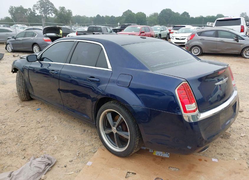 Photo 3 of 2013 Chrysler 300 MOTOWN (VIN 2C3CCAAG1DH739082)