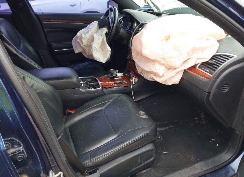 Photo 5 of 2013 Chrysler 300 MOTOWN (VIN 2C3CCAAG1DH739082)