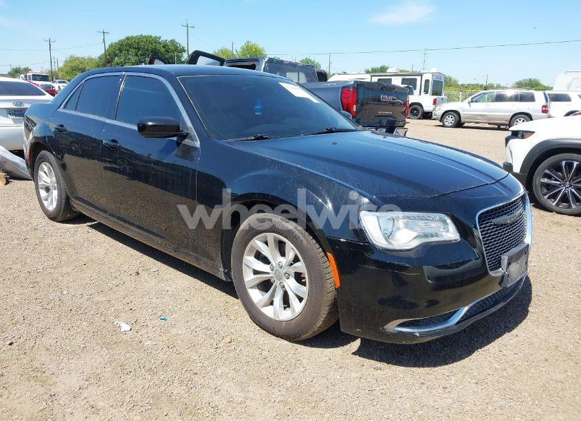 2015 Chrysler 300 LIMITED (VIN 2C3CCAAG1FH781397) main photo
