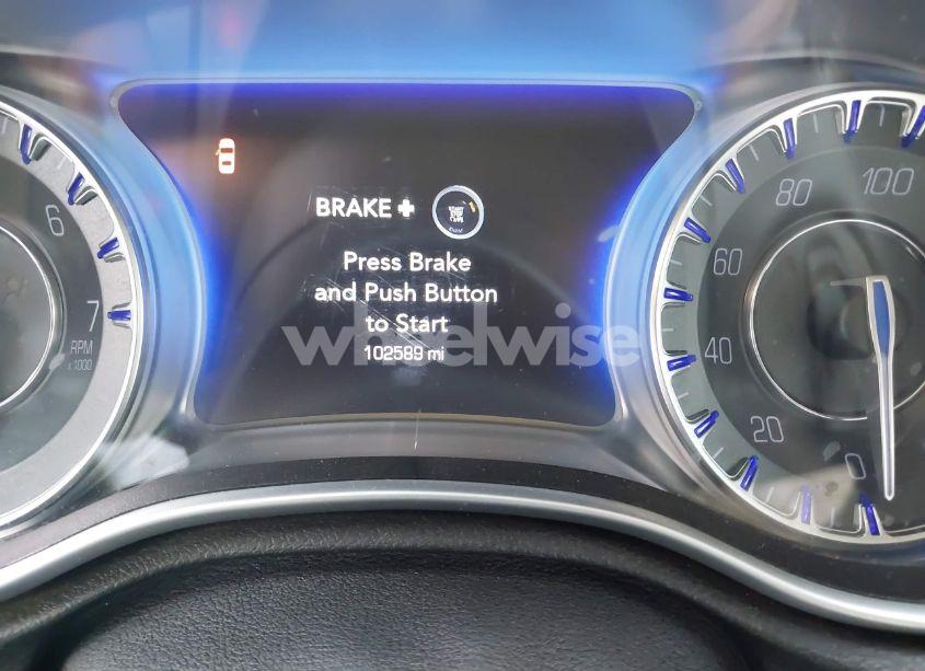 Photo 15 of 2015 Chrysler 300 LIMITED (VIN 2C3CCAAG1FH781397)