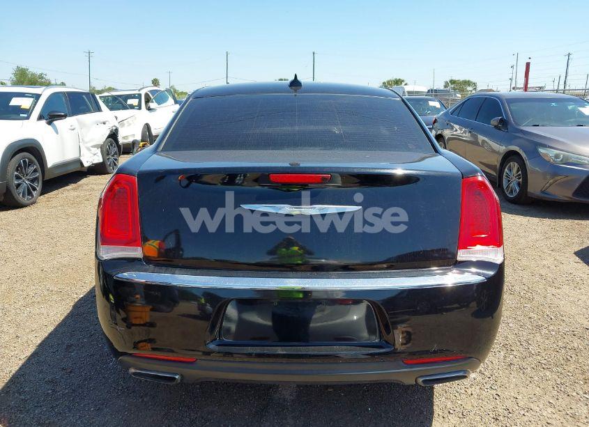 Photo 16 of 2015 Chrysler 300 LIMITED (VIN 2C3CCAAG1FH781397)