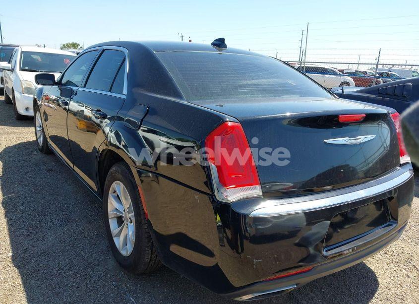 Photo 3 of 2015 Chrysler 300 LIMITED (VIN 2C3CCAAG1FH781397)