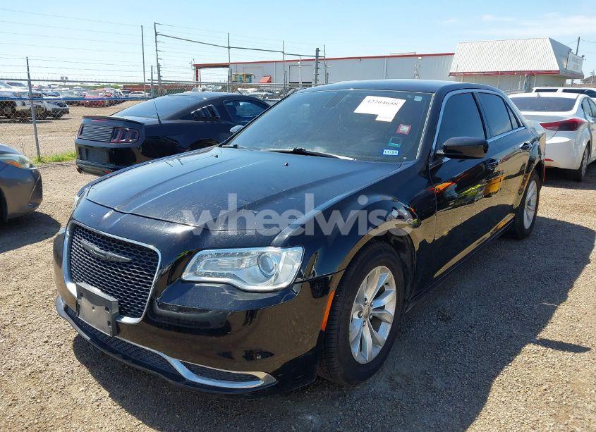 Photo 6 of 2015 Chrysler 300 LIMITED (VIN 2C3CCAAG1FH781397)