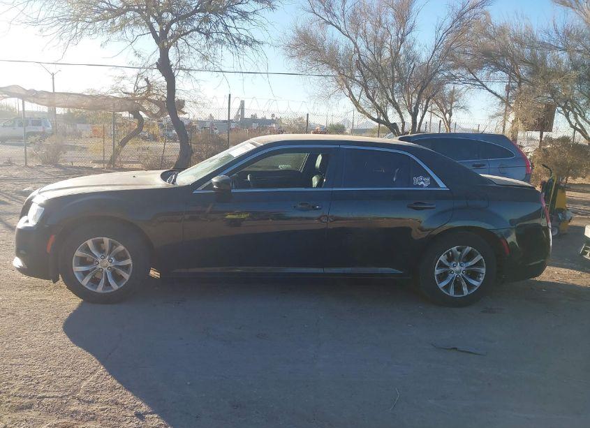 Photo 14 of 2015 Chrysler 300 LIMITED (VIN 2C3CCAAG1FH796983)