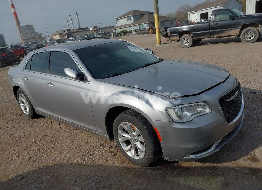 2015 Chrysler 300 LIMITED (VIN 2C3CCAAG1FH931721) main photo